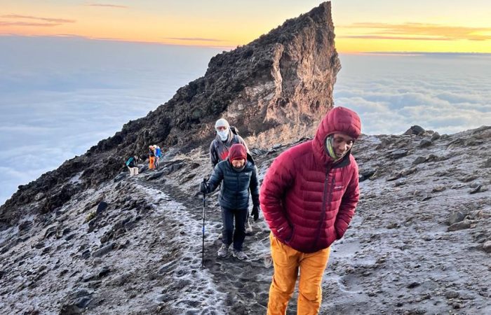 4-days-mount-meru-climb