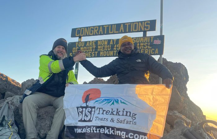 Trekking Mount Meru